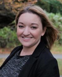Photo of Kari Pierce