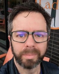 Photo of Christopher Wiswell